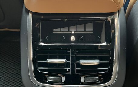 Volvo V60 Cross Country II, 2020 год, 3 250 000 рублей, 20 фотография