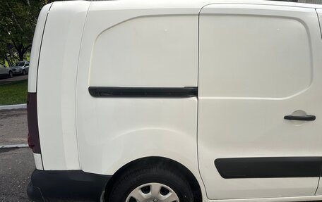 Peugeot Partner II рестайлинг 2, 2013 год, 700 000 рублей, 3 фотография