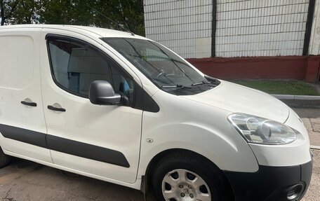 Peugeot Partner II рестайлинг 2, 2013 год, 700 000 рублей, 6 фотография