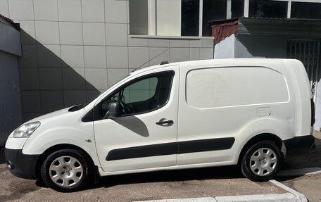 Peugeot Partner II рестайлинг 2, 2013 год, 700 000 рублей, 2 фотография