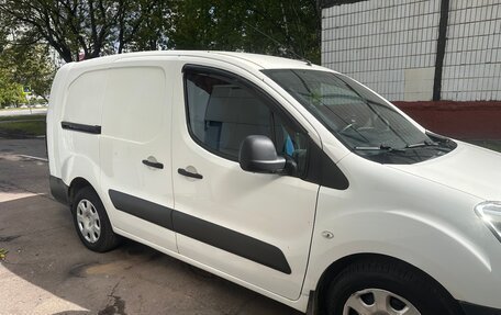Peugeot Partner II рестайлинг 2, 2013 год, 700 000 рублей, 5 фотография
