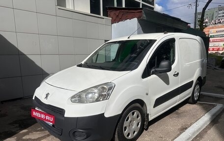 Peugeot Partner II рестайлинг 2, 2013 год, 700 000 рублей, 9 фотография