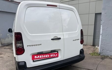 Peugeot Partner II рестайлинг 2, 2013 год, 700 000 рублей, 12 фотография