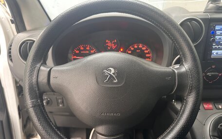 Peugeot Partner II рестайлинг 2, 2013 год, 700 000 рублей, 21 фотография
