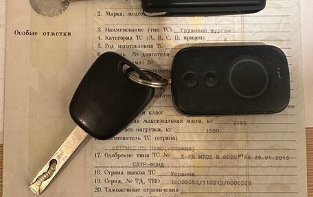 Peugeot Partner II рестайлинг 2, 2013 год, 700 000 рублей, 28 фотография