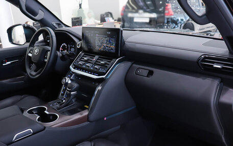 Toyota Land Cruiser, 2024 год, 12 200 000 рублей, 11 фотография