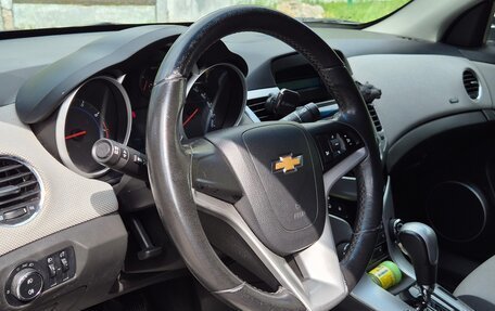 Chevrolet Cruze II, 2012 год, 650 000 рублей, 7 фотография