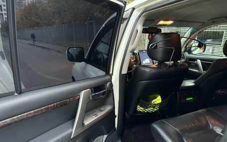 Toyota Land Cruiser 200, 2012 год, 4 150 000 рублей, 18 фотография