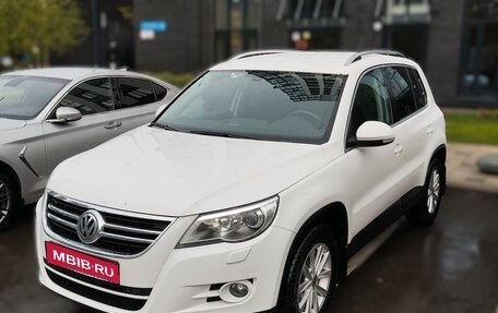 Volkswagen Tiguan I, 2011 год, 1 400 000 рублей, 1 фотография