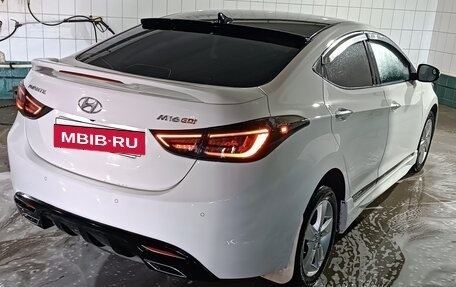 Hyundai Avante, 2011 год, 1 050 000 рублей, 3 фотография