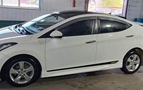 Hyundai Avante, 2011 год, 1 050 000 рублей, 4 фотография