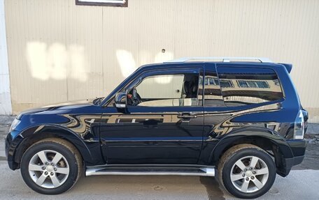 Mitsubishi Pajero IV, 2008 год, 1 775 000 рублей, 2 фотография