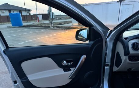 Renault Logan II, 2014 год, 600 000 рублей, 10 фотография