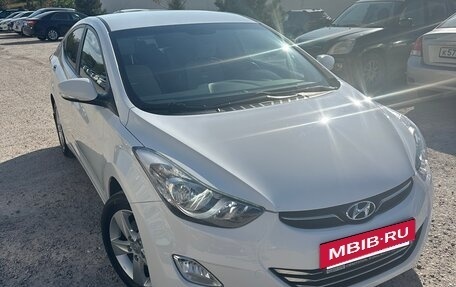 Hyundai Elantra V, 2013 год, 1 550 000 рублей, 2 фотография
