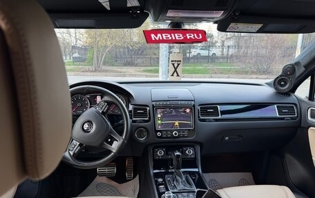 Volkswagen Touareg III, 2016 год, 3 650 000 рублей, 14 фотография