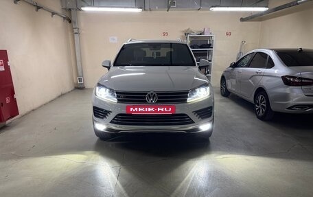 Volkswagen Touareg III, 2016 год, 3 650 000 рублей, 4 фотография