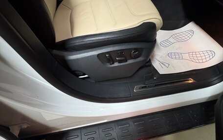 Volkswagen Touareg III, 2016 год, 3 650 000 рублей, 34 фотография