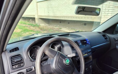 Skoda Yeti I рестайлинг, 2011 год, 820 000 рублей, 5 фотография