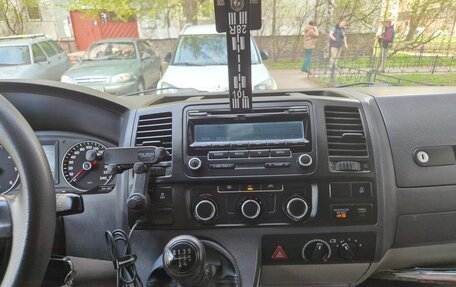 Volkswagen Transporter T5 рестайлинг, 2011 год, 2 000 000 рублей, 10 фотография