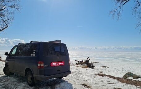 Volkswagen Transporter T5 рестайлинг, 2011 год, 2 000 000 рублей, 24 фотография