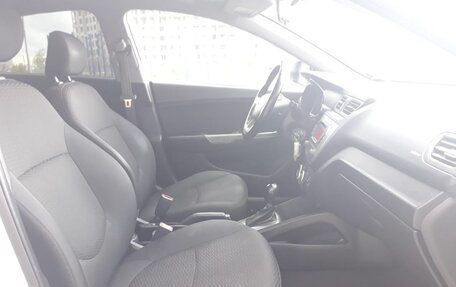 KIA Rio III рестайлинг, 2014 год, 1 090 000 рублей, 23 фотография