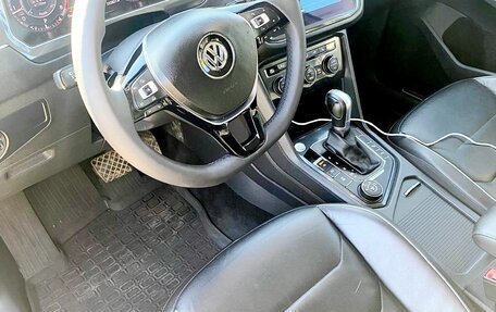 Volkswagen Tiguan II, 2017 год, 1 450 000 рублей, 8 фотография