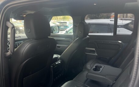 Land Rover Defender II, 2021 год, 4 399 000 рублей, 10 фотография