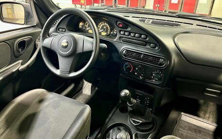 Chevrolet Niva I рестайлинг, 2018 год, 797 000 рублей, 3 фотография