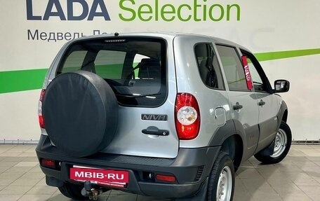 Chevrolet Niva I рестайлинг, 2018 год, 797 000 рублей, 2 фотография
