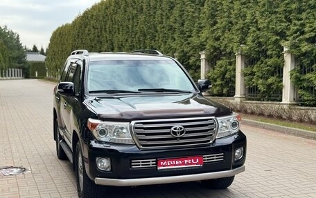 Toyota Land Cruiser 200, 2012 год, 3 990 000 рублей, 1 фотография