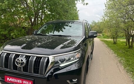 Toyota Land Cruiser Prado 150 рестайлинг 2, 2020 год, 5 150 000 рублей, 1 фотография