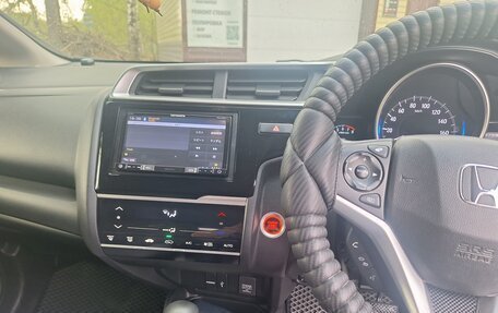 Honda Fit III, 2018 год, 1 200 000 рублей, 1 фотография