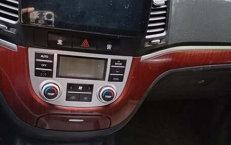 Hyundai Santa Fe III рестайлинг, 2006 год, 880 000 рублей, 17 фотография