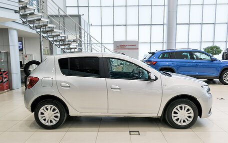 Renault Sandero II рестайлинг, 2017 год, 1 050 000 рублей, 5 фотография