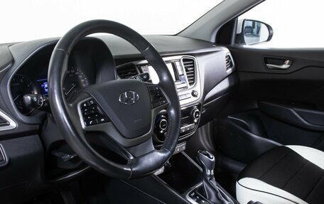 Hyundai Solaris II рестайлинг, 2017 год, 1 047 000 рублей, 16 фотография