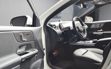 Mercedes-Benz GLA, 2021 год, 2 182 000 рублей, 13 фотография
