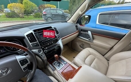 Toyota Land Cruiser 200, 2012 год, 3 990 000 рублей, 16 фотография