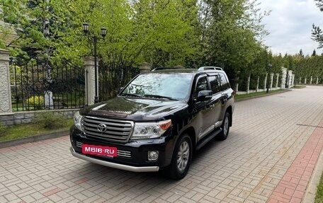 Toyota Land Cruiser 200, 2012 год, 3 990 000 рублей, 11 фотография