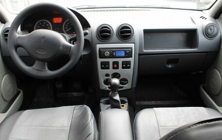 Renault Logan I, 2007 год, 395 000 рублей, 10 фотография