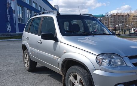 Chevrolet Niva I рестайлинг, 2012 год, 450 000 рублей, 4 фотография