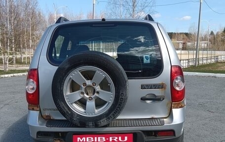 Chevrolet Niva I рестайлинг, 2012 год, 450 000 рублей, 7 фотография
