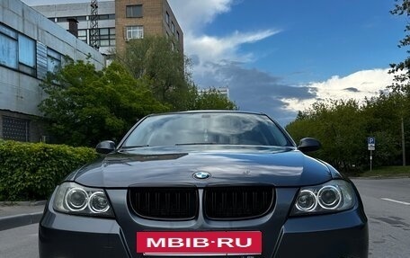 BMW 3 серия, 2005 год, 1 150 000 рублей, 2 фотография