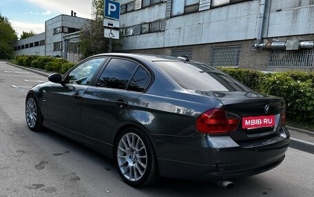 BMW 3 серия, 2005 год, 1 150 000 рублей, 4 фотография