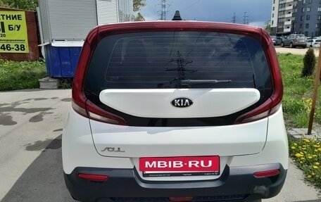 KIA Soul III, 2020 год, 2 000 000 рублей, 14 фотография