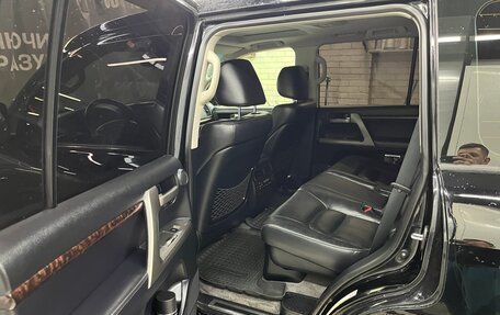 Toyota Land Cruiser 200, 2011 год, 3 339 000 рублей, 13 фотография
