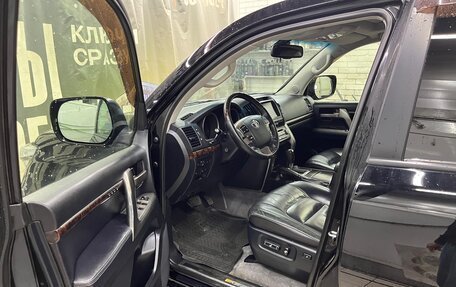 Toyota Land Cruiser 200, 2011 год, 3 339 000 рублей, 11 фотография