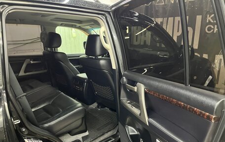 Toyota Land Cruiser 200, 2011 год, 3 339 000 рублей, 17 фотография