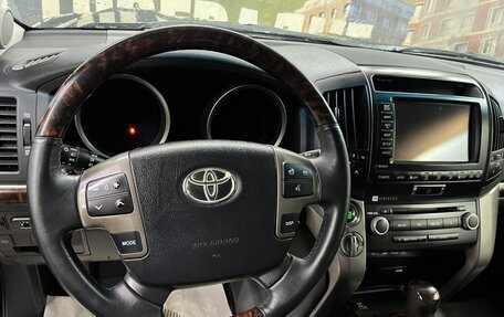 Toyota Land Cruiser 200, 2011 год, 3 339 000 рублей, 20 фотография