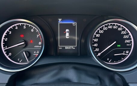 Toyota Camry, 2021 год, 2 950 000 рублей, 8 фотография