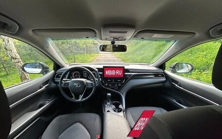 Toyota Camry, 2021 год, 2 950 000 рублей, 9 фотография